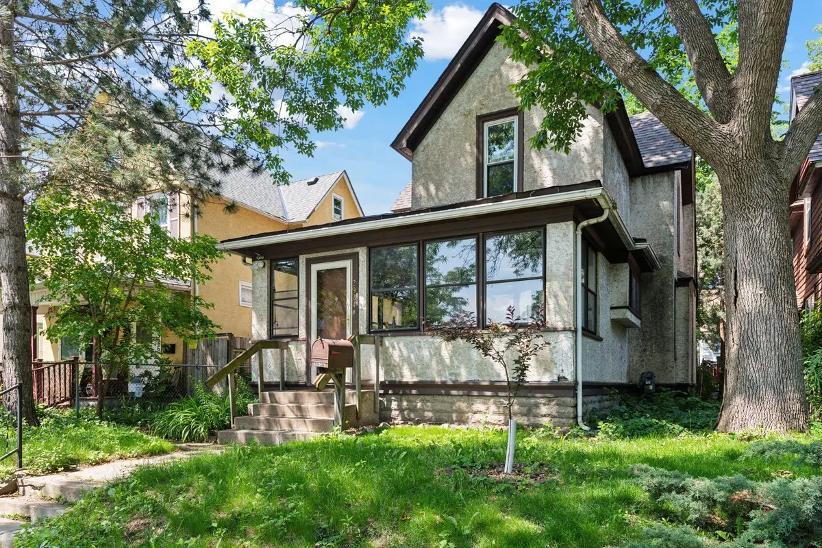 2924 15th AVE S, Minneapolis, MN 55407
