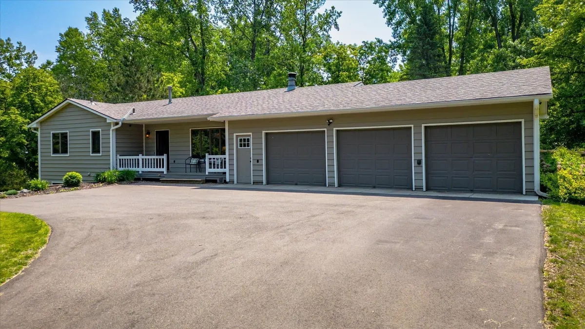10787 Stonebridge TRL N, Stillwater Twp, MN 55082