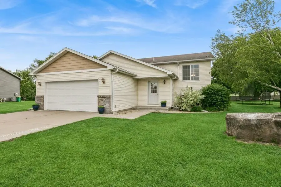 5437 Loganberry CIR, Rice, MN 56367