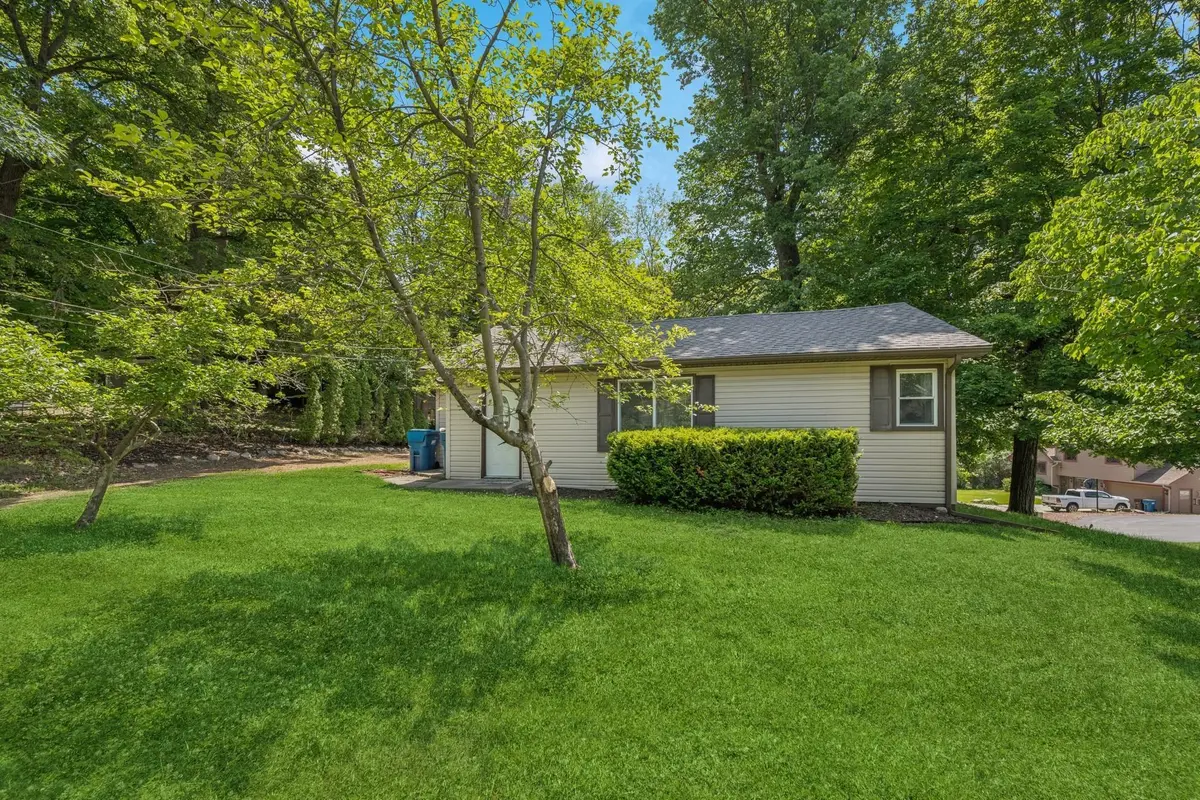 2900 Tuxedo BLVD, Mound, MN 55364