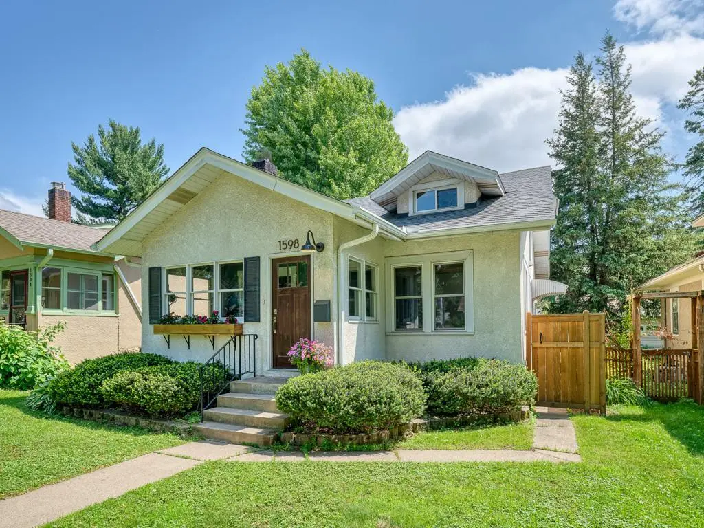 1598 Wellesley AVE, Saint Paul, MN 55105