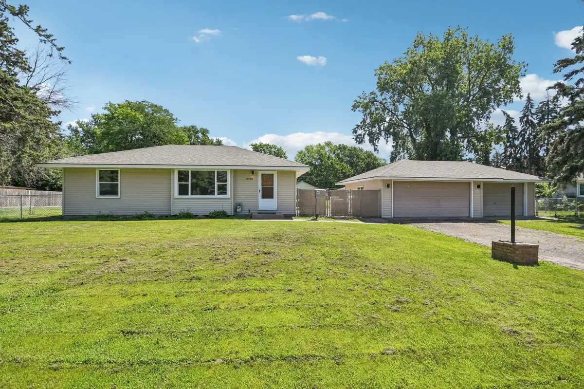 8705 Fremont AVE S, Bloomington, MN 55420