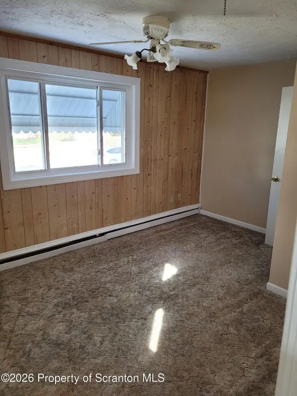 Address not disclosed, Dickson City, PA 18519