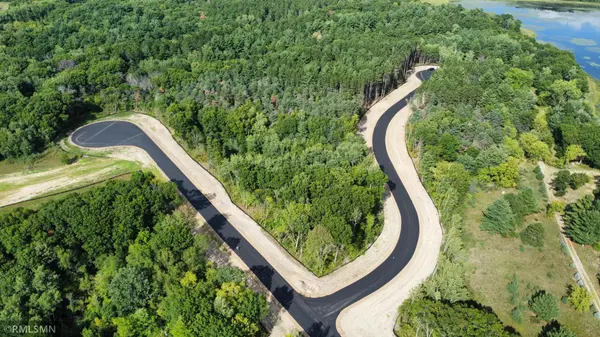 Lot 7 Dahlia Court, Isanti, MN 55040