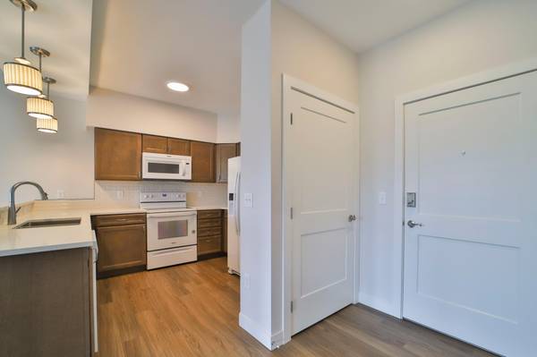 7084 Glory RD #302, Baxter, MN 56425