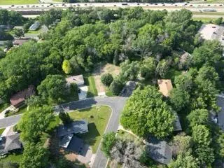 1106 Vista DR,  Burnsville,  MN 55337
