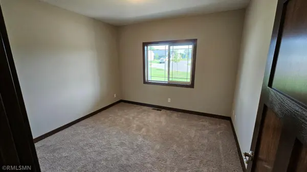 3136 Zuni Way NW, Anoka, MN 55303