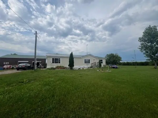 10938 Acorn DR, Sauk Centre, MN 56378