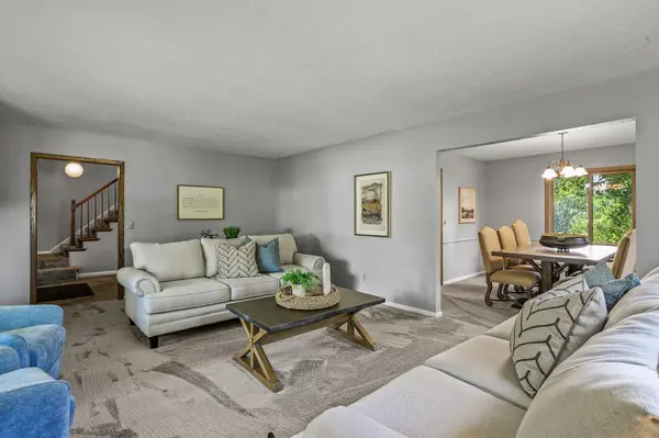 10217 Columbus RD, Minneapolis, MN 55420