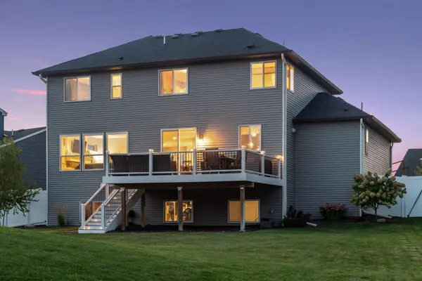1225 Crosswinds WAY, Waconia, MN 55387