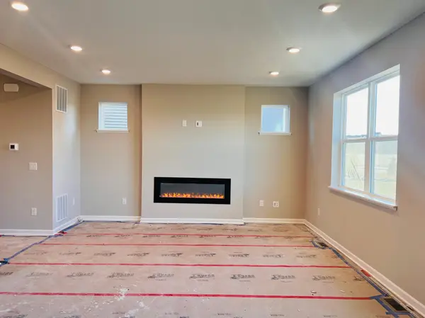 24467 Edgewater LN, Rogers, MN 55374