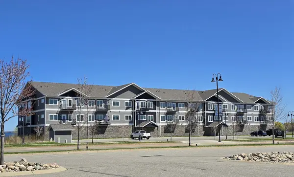 715 Lake Shore DR NE #113, Bemidji, MN 56601
