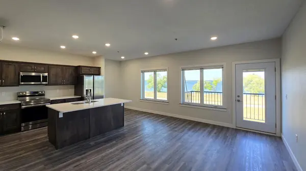 715 Lake Shore DR NE #113, Bemidji, MN 56601