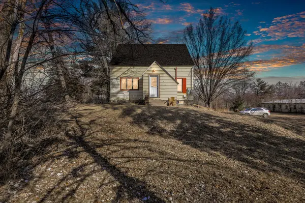 630 Maple AVE E,  Mora,  MN 55051