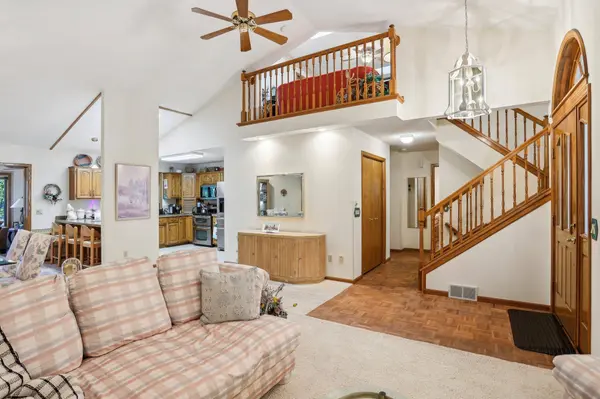 3705 Widgeon WAY, Eagan, MN 55123