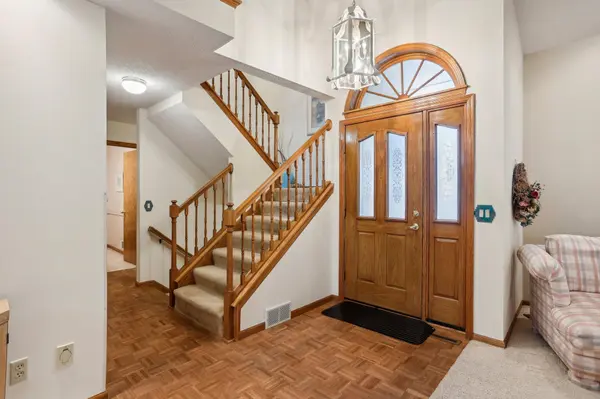 3705 Widgeon WAY, Eagan, MN 55123