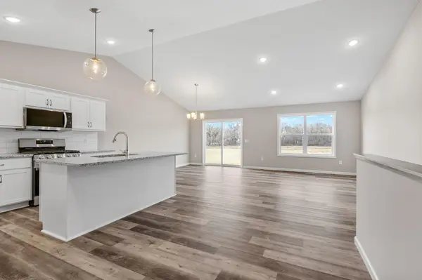 2431 Buffalo Ridge DR, Buffalo, MN 55313