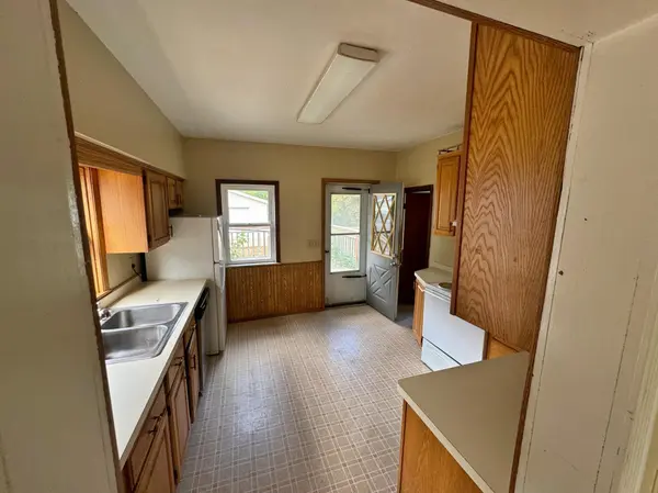 255 2nd ST SE, Cokato, MN 55321