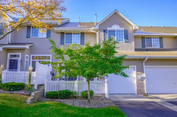 3726 Vermilion CT S #511, Eagan, MN 55122