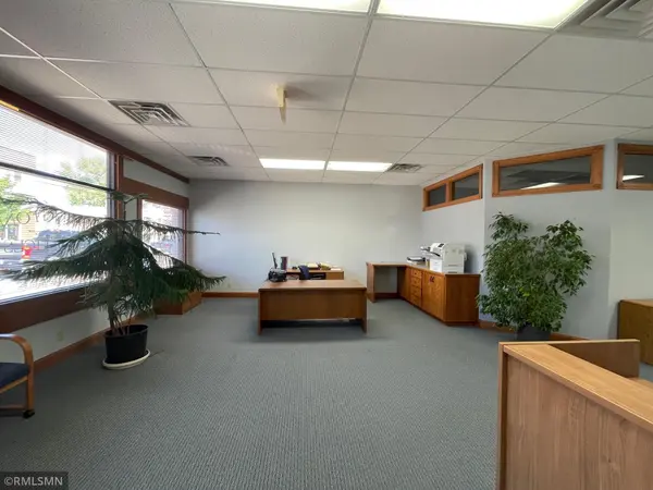 122 S Knowles AVE, New Richmond, WI 54017