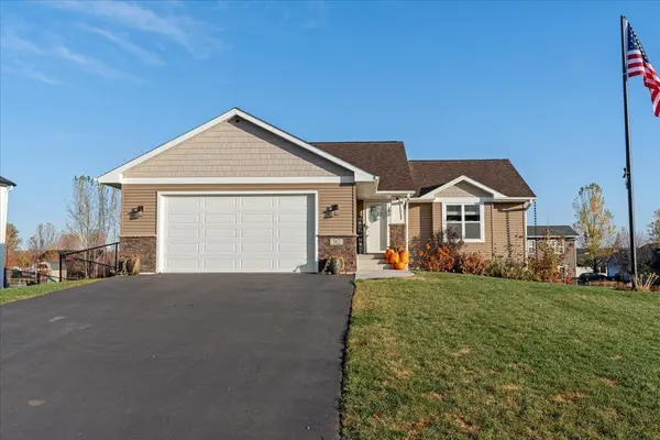 362 Bluebill ST, Baldwin, WI 54002