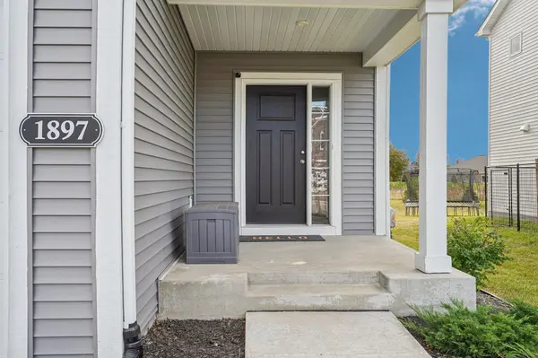 1897 Charleston LN, Waconia, MN 55387