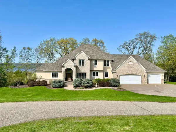 28350 Ridgeview DR S, Red Wing, MN 55066