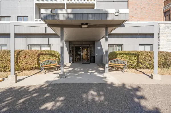 311 Pleasant AVE #501, Saint Paul, MN 55102