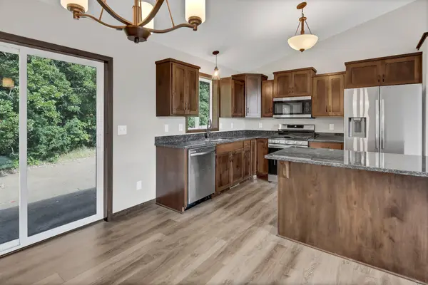 77 Rookery DR, Cold Spring, MN 56320