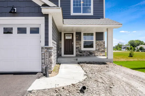 8359 157 AVE, Savage, MN 55378