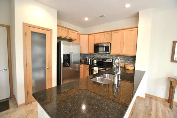 6424 64th ST NE, Albertville, MN 55301