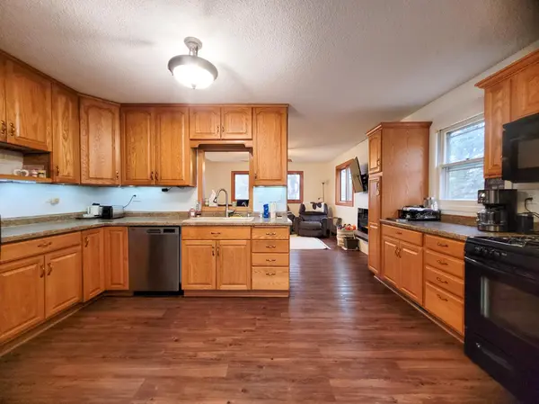 857 Cross Country LN SW, Alexandria, MN 56308