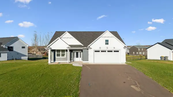354 Bluebill ST, Baldwin, WI 54002