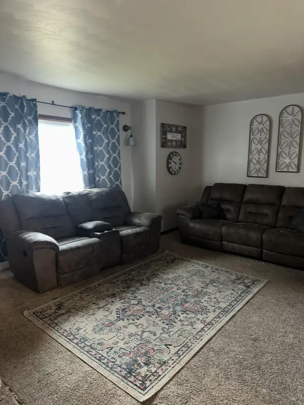 521 W Spruce ST, Chippewa Falls, WI 54729