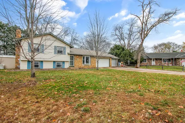 2260 105th LN NW, Coon Rapids, MN 55433