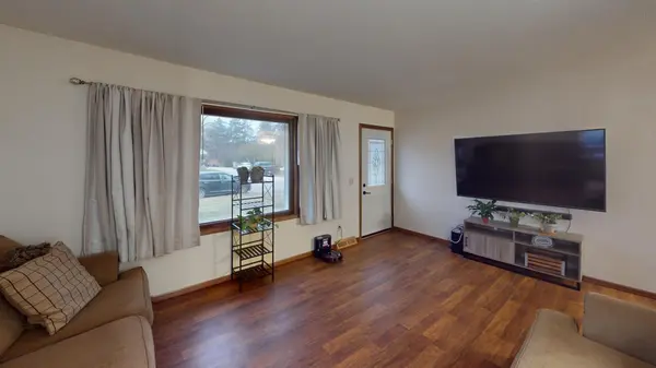 720 W 9th ST, Rush City, MN 55069