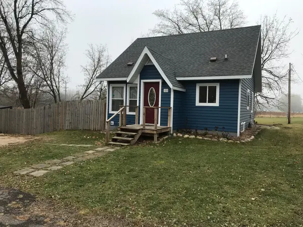 103 4th ST NW, Bertha, MN 56437