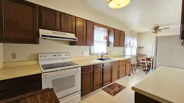 501 8th ST SW, Perham, MN 56573