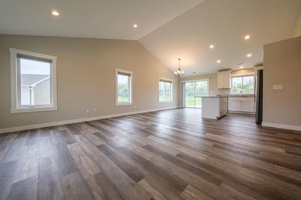 105 Spirit PATH NW, Arlington, MN 55307