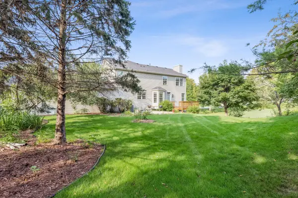2202 Storland RD, Eagan, MN 55122