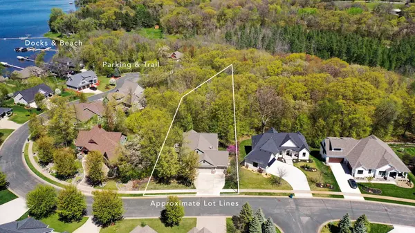 21058 Karoline CT N,  Forest Lake,  MN 55025