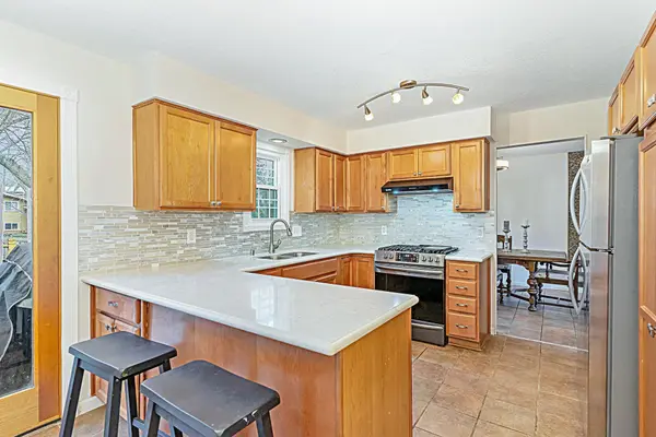 4908 Dominica WAY, Apple Valley, MN 55124