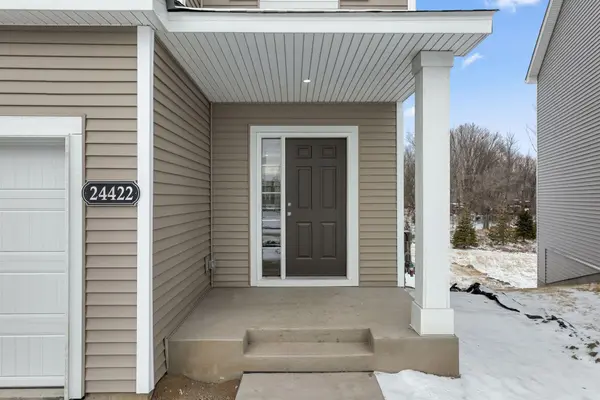 24422 Edgewater DR, Rogers, MN 55374