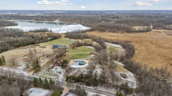 6695 Game Farm RD E, Mound, MN 55364