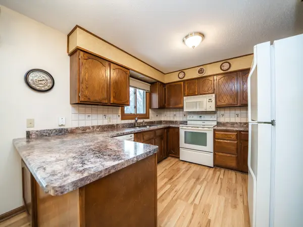 24604 21st AVE, Saint Augusta, MN 56301