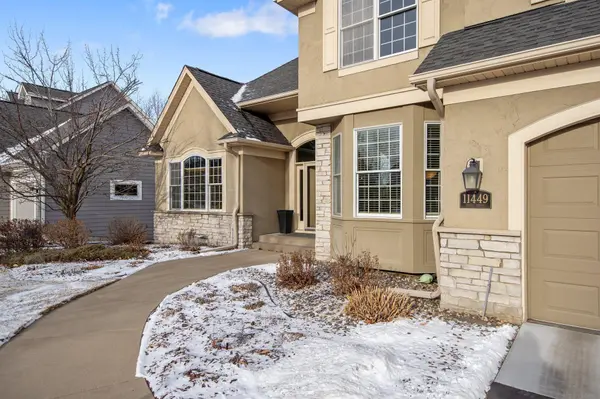 11449 Avery DR, Inver Grove Heights, MN 55077