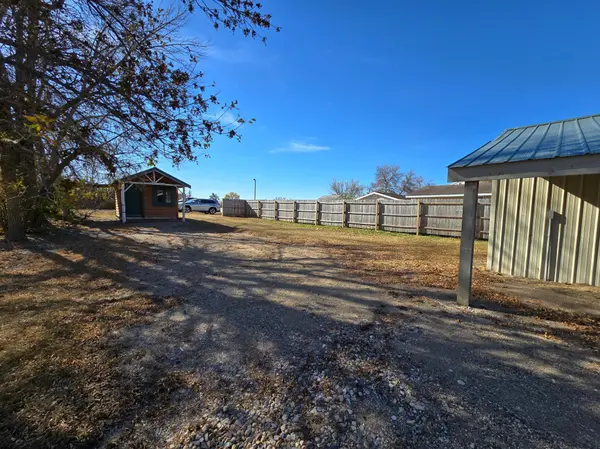 19063 County Road 131, Detroit Twp, MN 56501