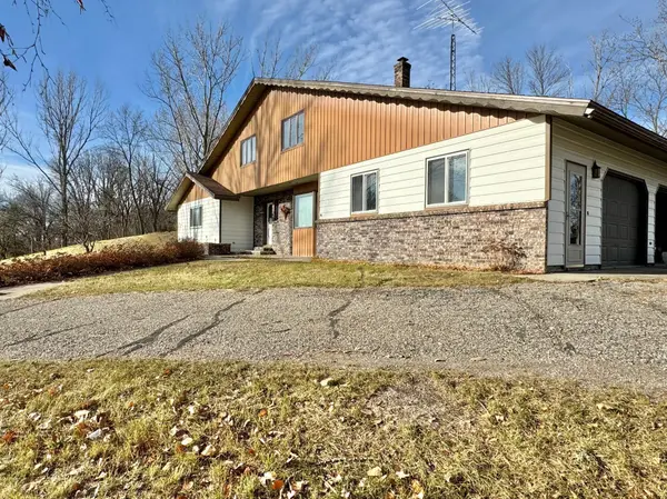 38377 N Little Mcdonald DR, Frazee, MN 56544