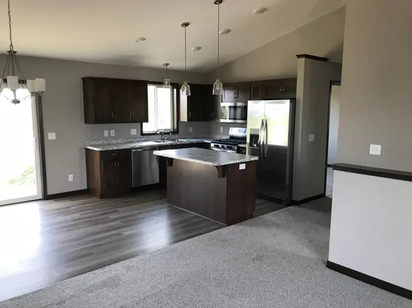 420 18th ST NW, Sauk Rapids, MN 56379