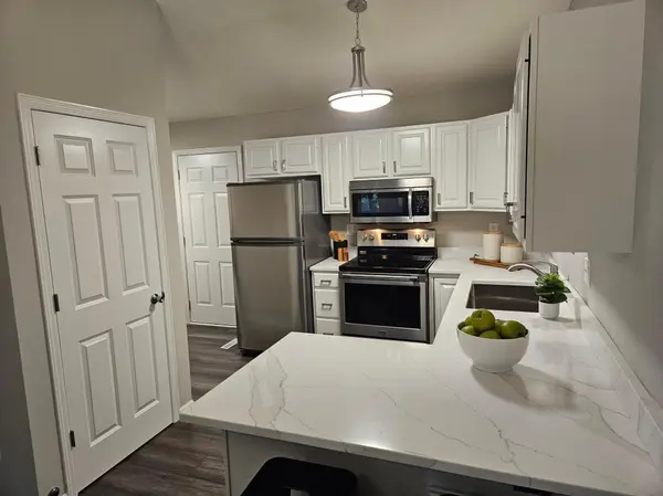 705 and 715 6th ST N, Bayport, MN 55003